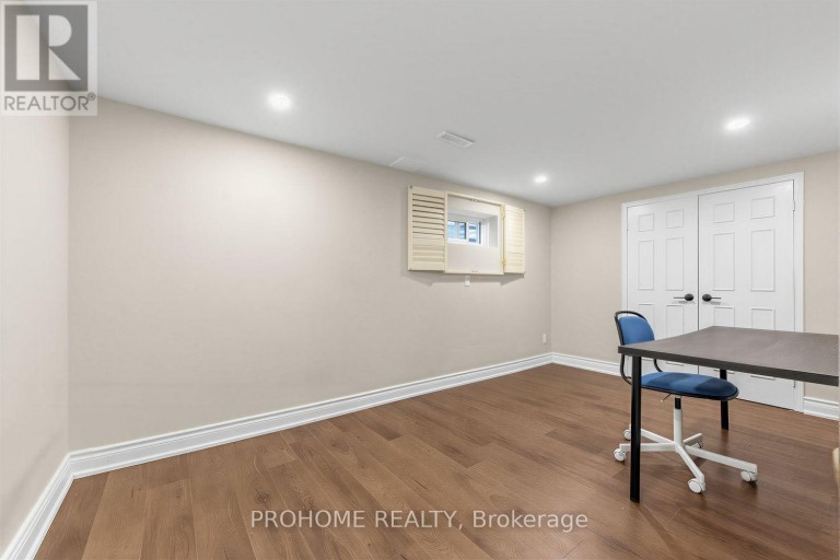 43 ROSEMEAD CLOSE, Markham (Unionville), Ontario, L3R3Z4