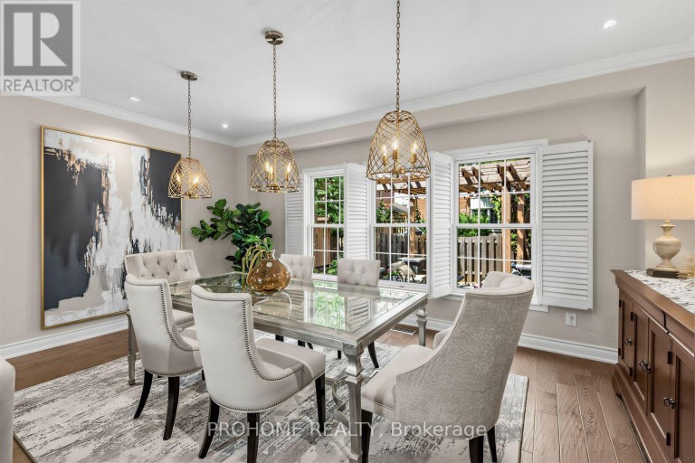 43 ROSEMEAD CLOSE, Markham (Unionville), Ontario, L3R3Z4