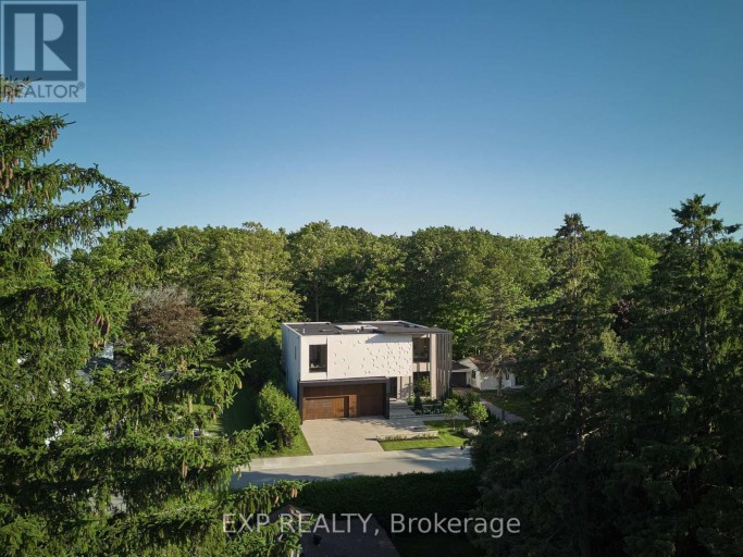 105 PARK CRESCENT, Richmond Hill (Oak Ridges Lake Wilcox), Ontario, L4E3J5