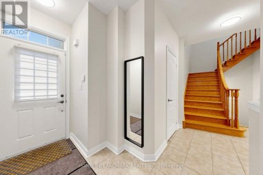 17 SHELL COURT Richmond Hill (Rouge Woods) Ontario photo 14