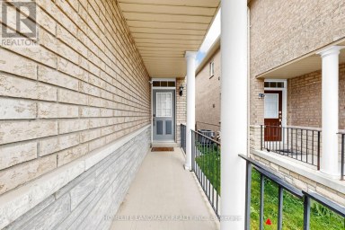 17 SHELL COURT Richmond Hill (Rouge Woods) Ontario photo 3