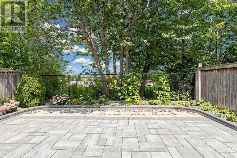 17 SHELL COURT, Richmond Hill (Rouge Woods), Ontario, L4S0B1