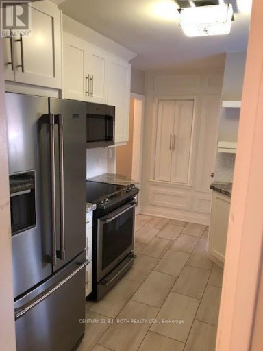 133 COOK STREET, Barrie (Codrington), Ontario, L4M4G8