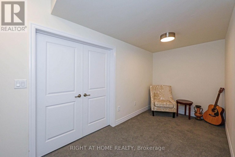 3286 CHARLES BIGGAR DRIVE, Oakville (GO Glenorchy), Ontario, L6M1N3