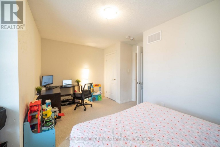 103 - 1380 COSTIGAN ROAD, Milton (CL Clarke), Ontario, L9T8L2