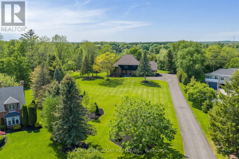 27 CHANTELAY CRESCENT, Halton Hills (Georgetown), Ontario, L7G4S5