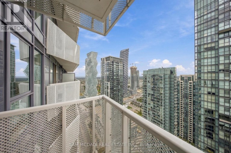 3702 - 4065 CONFEDERATION PARKWAY, Mississauga (City Centre), Ontario, L5B0L4