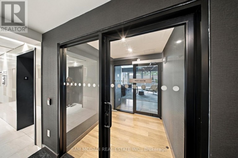 3702 - 4065 CONFEDERATION PARKWAY, Mississauga (City Centre), Ontario, L5B0L4