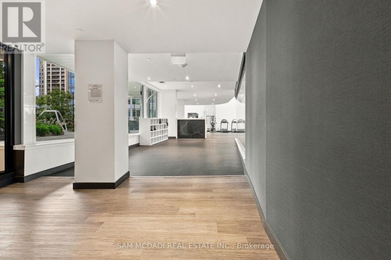 3702 - 4065 CONFEDERATION PARKWAY, Mississauga (City Centre), Ontario, L5B0L4