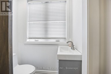 UPPER - 219 MCROBERTS AVENUE Toronto (Corso Italia-Davenport) Ontario photo 12