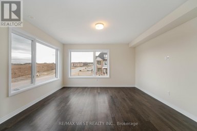 120 SETTLERS ROAD E Oakville (GO Glenorchy) Ontario photo 22