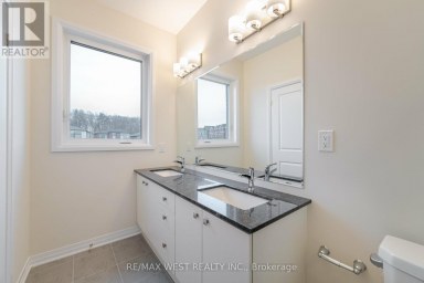 120 SETTLERS ROAD E Oakville (GO Glenorchy) Ontario photo 26