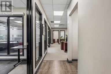 204B - 2904 SOUTH SHERIDAN WAY Oakville (WP Winston Park) Ontario photo 3