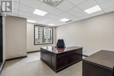 204B - 2904 SOUTH SHERIDAN WAY Oakville (WP Winston Park) Ontario photo 9