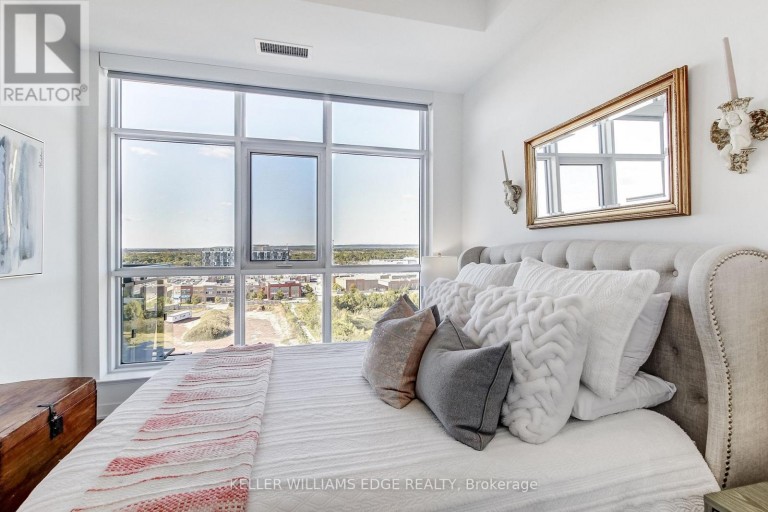 PH03 - 405 DUNDAS STREET W, Oakville (GO Glenorchy), Ontario, L6M5P9