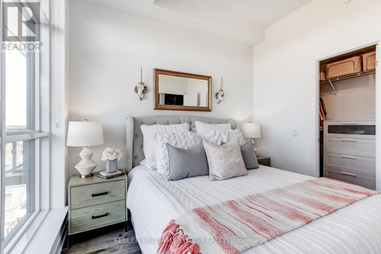 PH03 - 405 DUNDAS STREET W, Oakville (GO Glenorchy), Ontario, L6M5P9