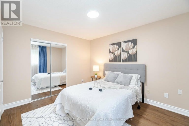 21 JERSEY AVENUE, Brampton (Bram East), Ontario, L6W1L5