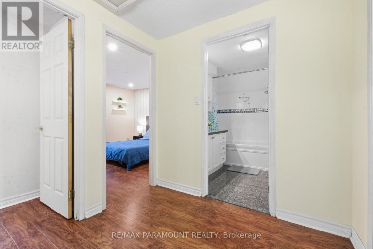 16 GLENEADEN COURT, Brampton (Northgate), Ontario, L6S2J7