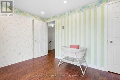 16 GLENEADEN COURT Brampton (Northgate) Ontario photo 26