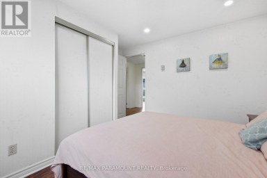 16 GLENEADEN COURT Brampton (Northgate) Ontario photo 30