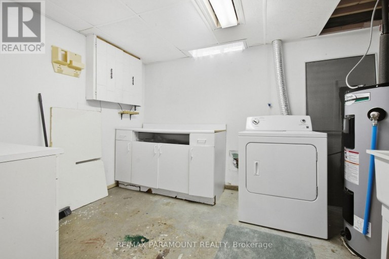 16 GLENEADEN COURT, Brampton (Northgate), Ontario, L6S2J7