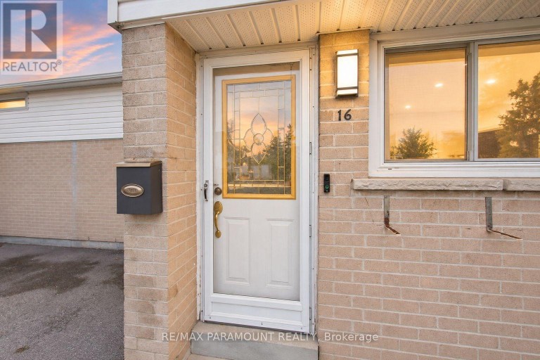 16 GLENEADEN COURT, Brampton (Northgate), Ontario, L6S2J7