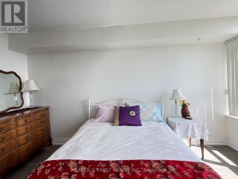 1203 - 400 WEBB DRIVE Mississauga (City Centre) Ontario photo 15