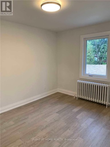 11 RIVERCREST ROAD, Toronto (Lambton Baby Point), Ontario, M6S4H4