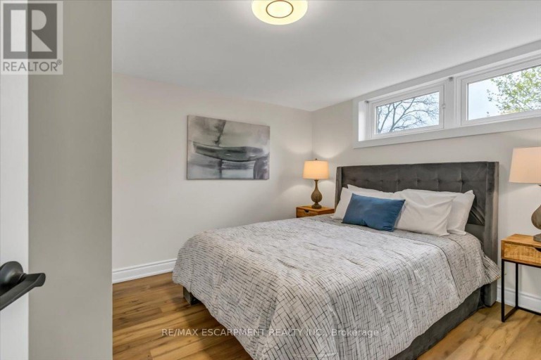 LOWER - 58 COLUMBIA DRIVE, Hamilton (Buchanan), Ontario, L9C3Y2