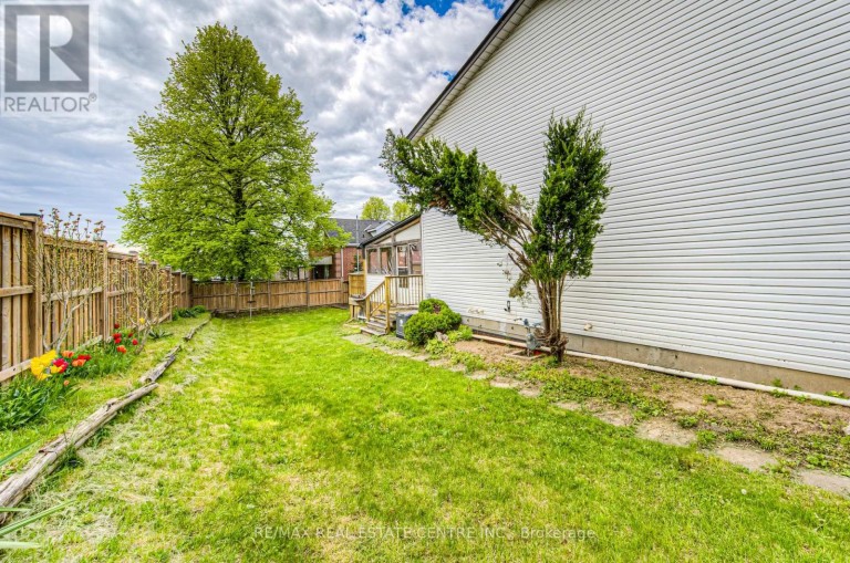 2A PAISLEY HEIGHTS, Cambridge, Ontario, N1R1B5