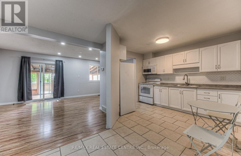 2A PAISLEY HEIGHTS, Cambridge, Ontario, N1R1B5