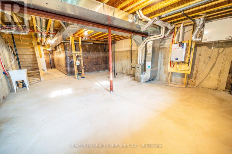 19 CHAPMAN ROAD, Brant (Paris), Ontario, N3L0R5