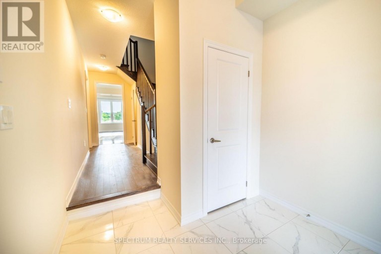 19 CHAPMAN ROAD, Brant (Paris), Ontario, N3L0R5