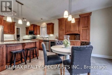 404 SOUTH CARRIAGE WAY London North (North I) Ontario photo 17
