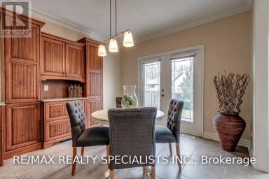 404 SOUTH CARRIAGE WAY London North (North I) Ontario photo 19