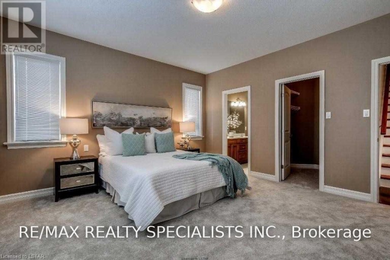 404 SOUTH CARRIAGE WAY, London North (North I), Ontario, N6G0B2