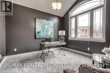 404 SOUTH CARRIAGE WAY London North (North I) Ontario photo 4