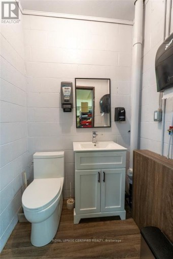 965 OLD GLASS ROAD, Chatham-Kent (Wallaceburg), Ontario, N8A3T1