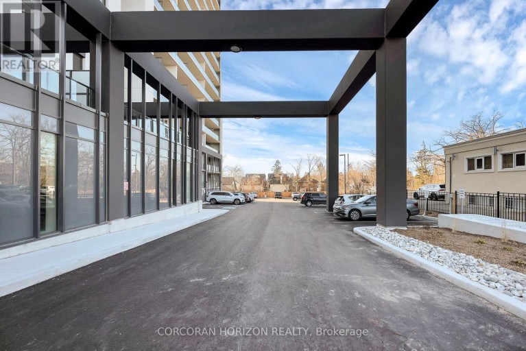 501 - 741 KING STREET W, Kitchener, Ontario, N2G0E9