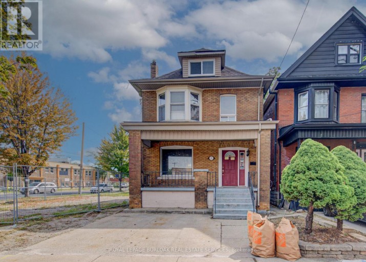 5 BARNESDALE AVENUE, Hamilton (Stipley), Ontario, L8M2V1