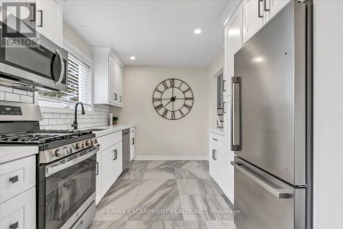 UPPER - 58 COLUMBIA DRIVE Hamilton (Buchanan) Ontario photo 8