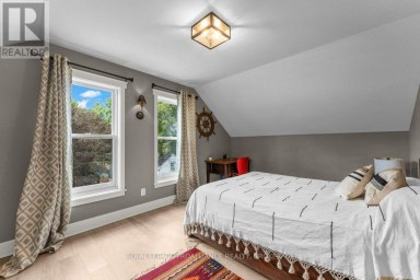 12 DRUMMOND STREET, Kingston (Kingston East (Incl Barret Crt)) Ontario