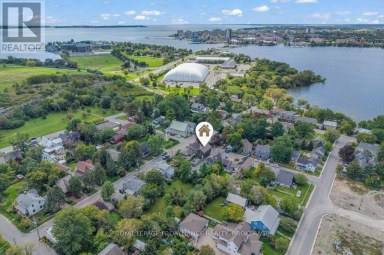 12 DRUMMOND STREET, Kingston (Kingston East (Incl Barret Crt)) Ontario