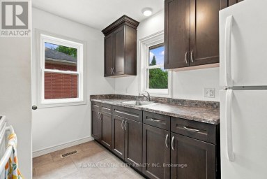 1570 HANSULD STREET London East (East H) Ontario photo 13