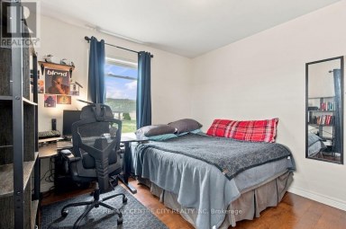 1570 HANSULD STREET London East (East H) Ontario photo 18