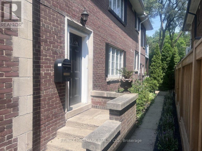 36 WHITEHALL ROAD, Toronto (Rosedale-Moore Park), Ontario, M4W2C6