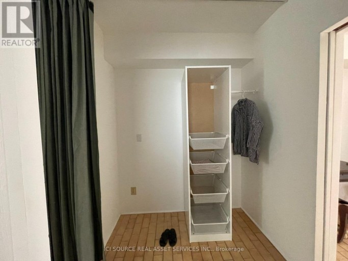 2 - 60 BEVERLEY STREET, Toronto (Kensington-Chinatown), Ontario, M5T1X9