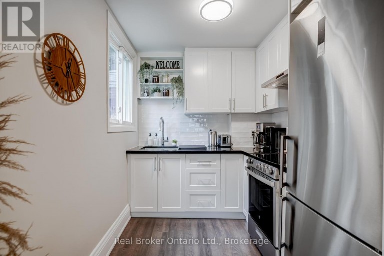 66 NOTTAWASAGA STREET, Orillia, Ontario, L3V3J4