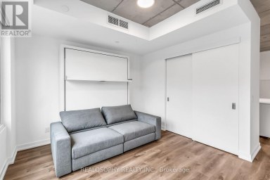 307 - 115 LARCHMOUNT AVENUE Toronto (South Riverdale) Ontario photo 5