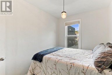 81 BOULTON AVENUE Toronto (South Riverdale) Ontario photo 16